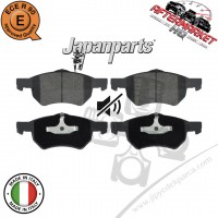 Chrysler Grand Grand Voyager RG 2001-2007 Ön Balata 5072216AA Chrysler Grand Grand Voyager RG 2001-2007 Ön Balata 5072216AA